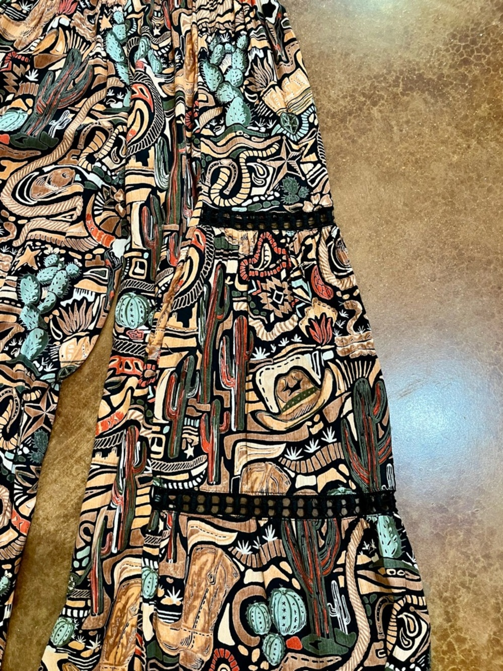 Western Boho Printed Tiered Pants & Top Set NEW. Unique Lattice Sheer Panels FUN - Picture 6 of 13